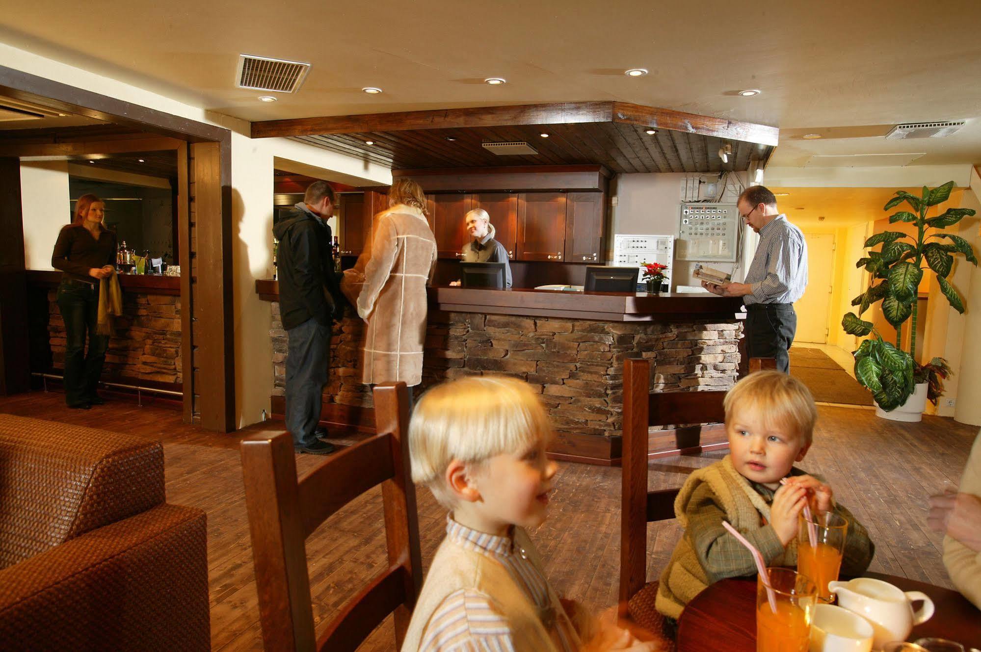 Lapland Hotels Bear'S Lodge Sinetta Luaran gambar